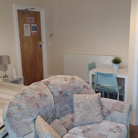 The Kathrene Apartment Fleetwood Bagian luar foto